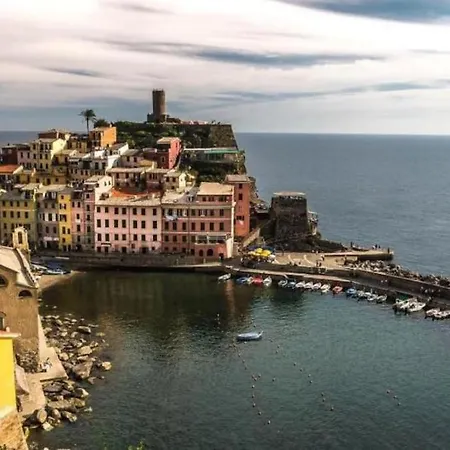 Tatil Evi La Torretta Bed&walk 5 Terre Biassa